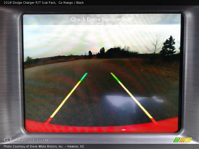 Go Mango / Black 2018 Dodge Charger R/T Scat Pack