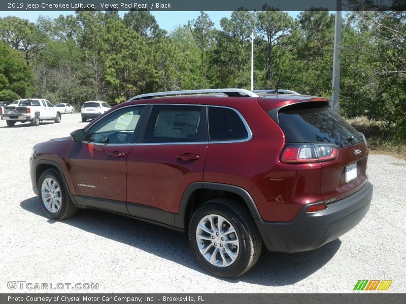 Velvet Red Pearl / Black 2019 Jeep Cherokee Latitude