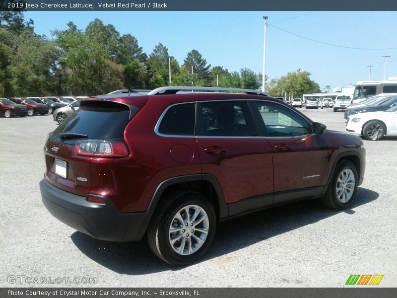 Velvet Red Pearl / Black 2019 Jeep Cherokee Latitude