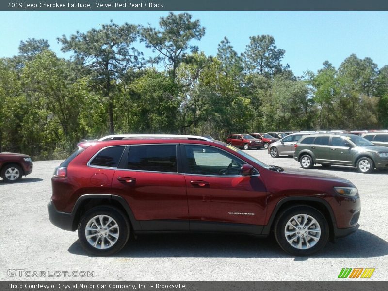 Velvet Red Pearl / Black 2019 Jeep Cherokee Latitude