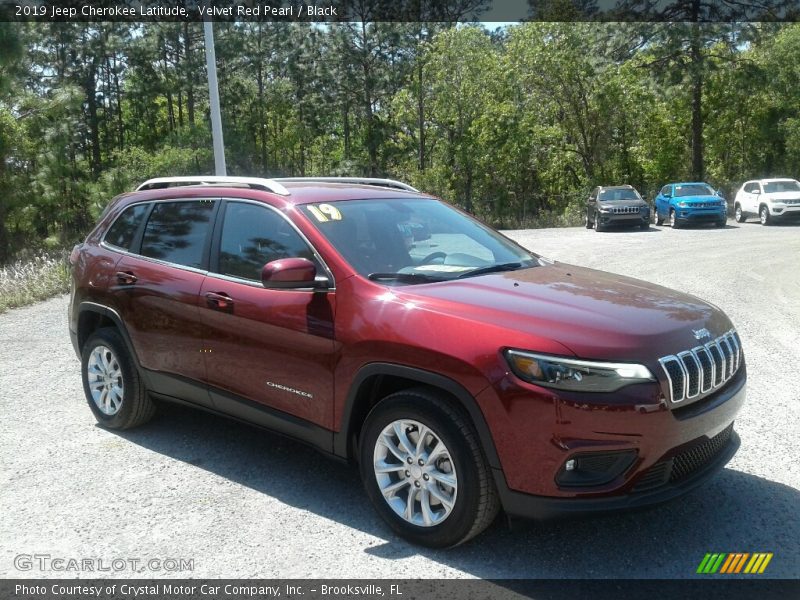Velvet Red Pearl / Black 2019 Jeep Cherokee Latitude
