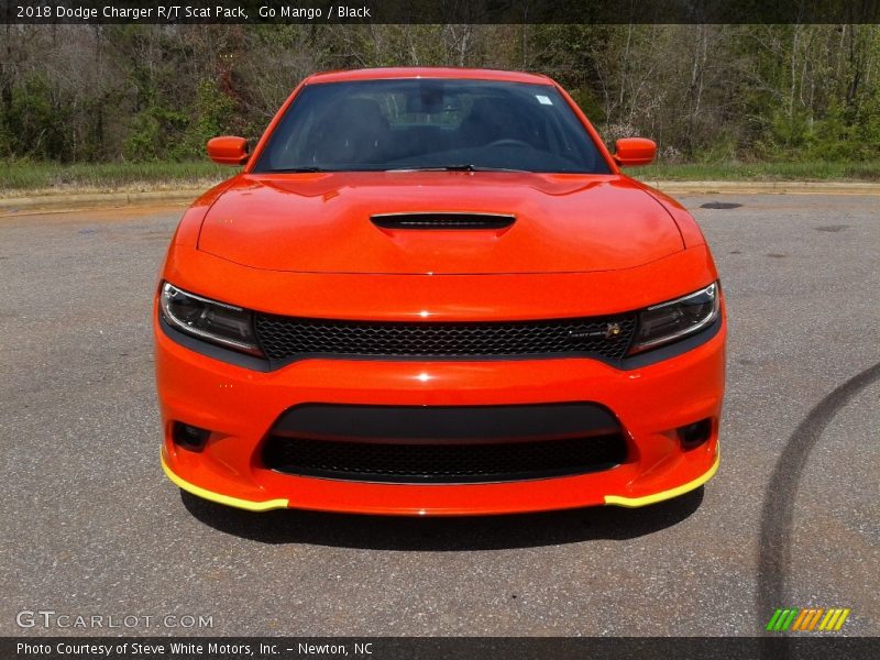 Go Mango / Black 2018 Dodge Charger R/T Scat Pack