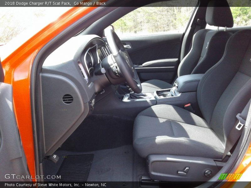 Go Mango / Black 2018 Dodge Charger R/T Scat Pack