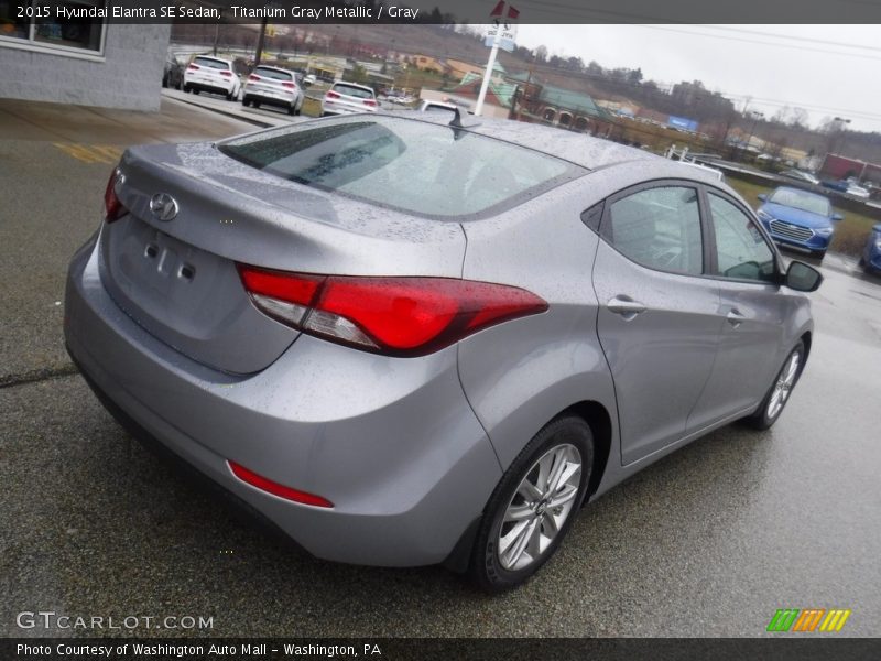 Titanium Gray Metallic / Gray 2015 Hyundai Elantra SE Sedan