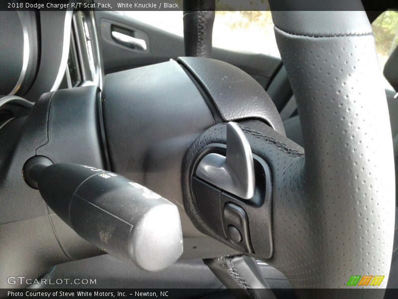 White Knuckle / Black 2018 Dodge Charger R/T Scat Pack