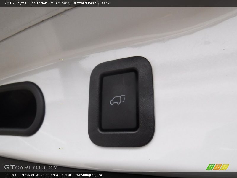 Blizzard Pearl / Black 2016 Toyota Highlander Limited AWD