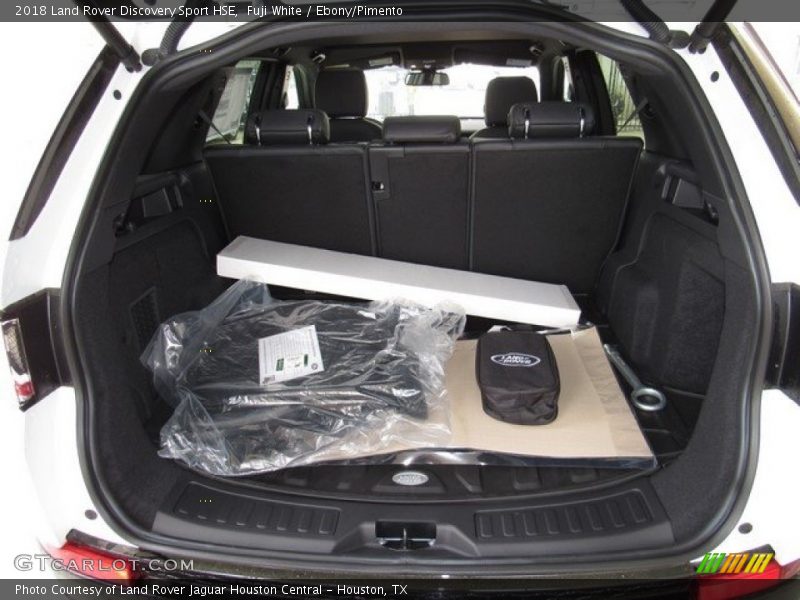 Fuji White / Ebony/Pimento 2018 Land Rover Discovery Sport HSE