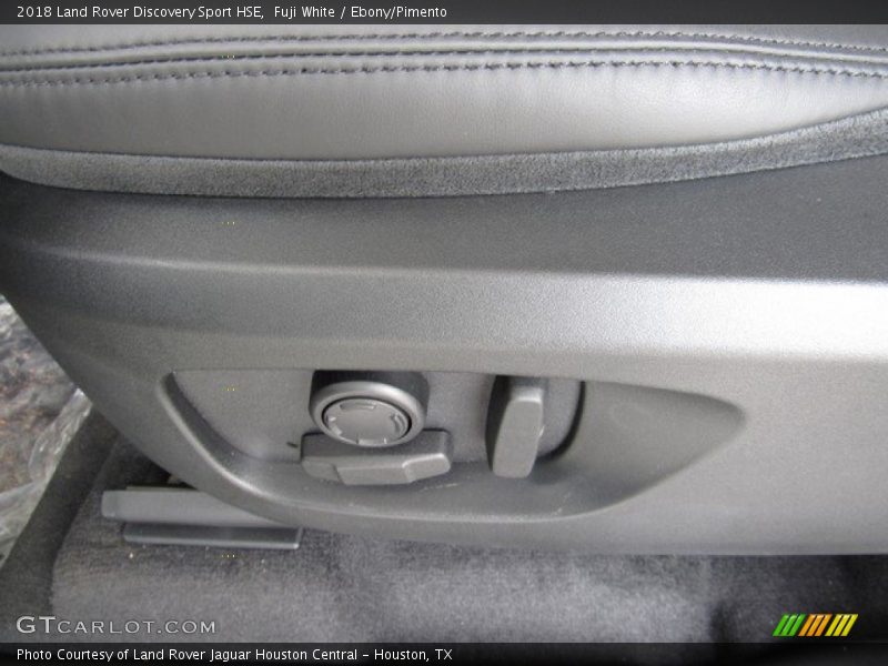 Fuji White / Ebony/Pimento 2018 Land Rover Discovery Sport HSE