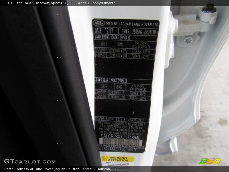 Fuji White / Ebony/Pimento 2018 Land Rover Discovery Sport HSE