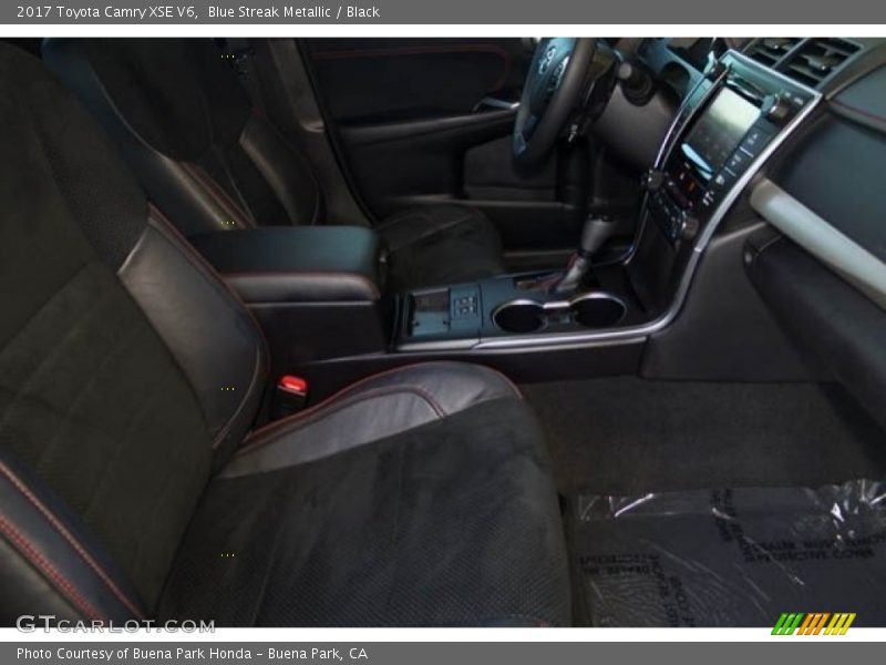 Blue Streak Metallic / Black 2017 Toyota Camry XSE V6