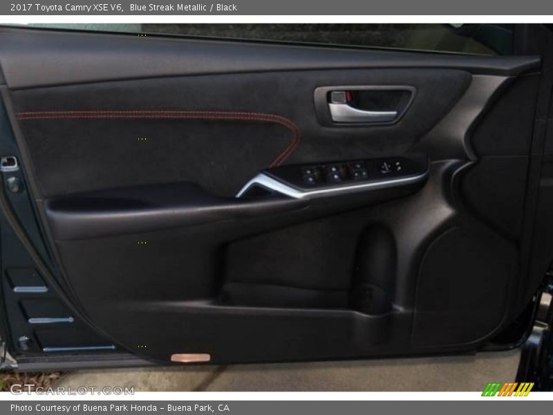 Blue Streak Metallic / Black 2017 Toyota Camry XSE V6