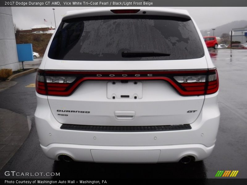 Vice White Tri-Coat Pearl / Black/Light Frost Beige 2017 Dodge Durango GT AWD