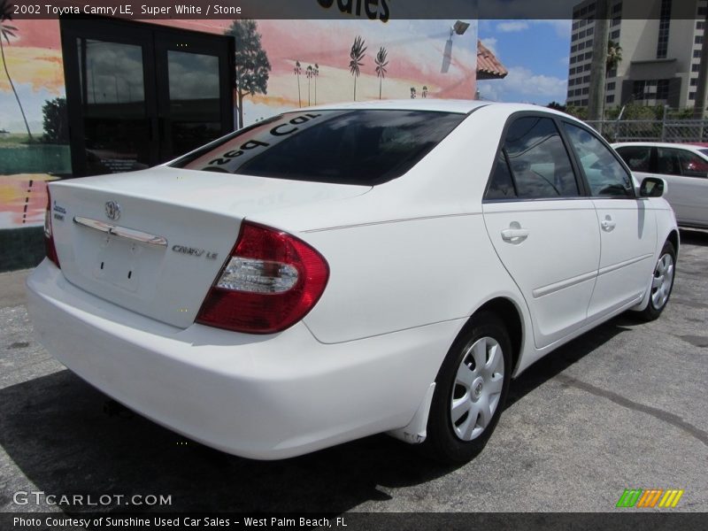 Super White / Stone 2002 Toyota Camry LE