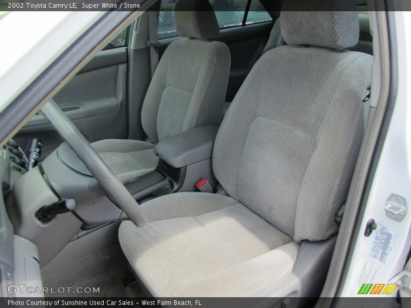 Super White / Stone 2002 Toyota Camry LE