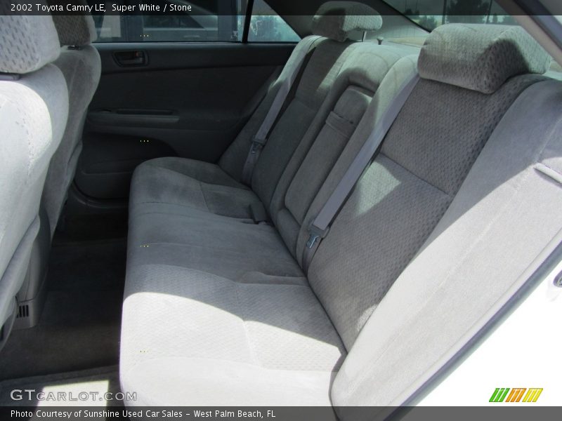 Super White / Stone 2002 Toyota Camry LE