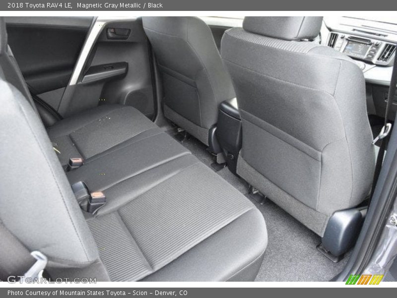 Magnetic Gray Metallic / Black 2018 Toyota RAV4 LE
