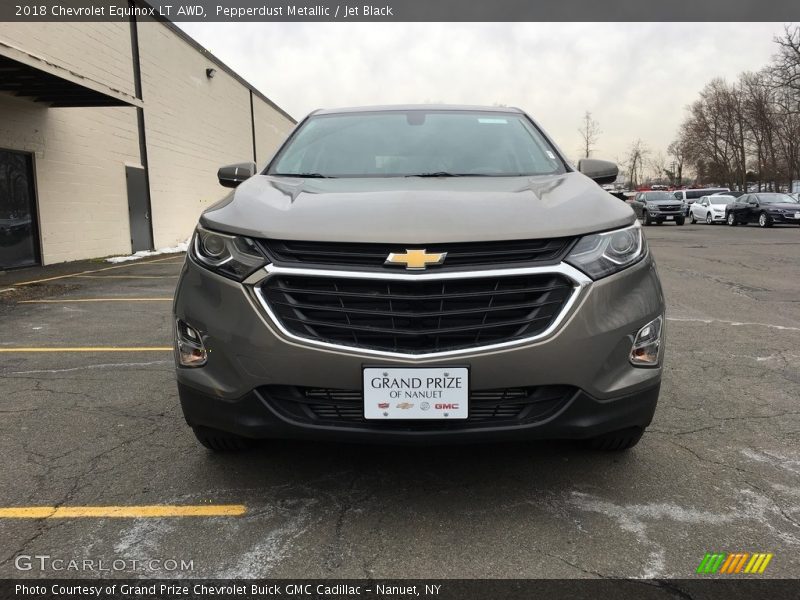 Pepperdust Metallic / Jet Black 2018 Chevrolet Equinox LT AWD