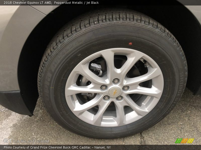 Pepperdust Metallic / Jet Black 2018 Chevrolet Equinox LT AWD