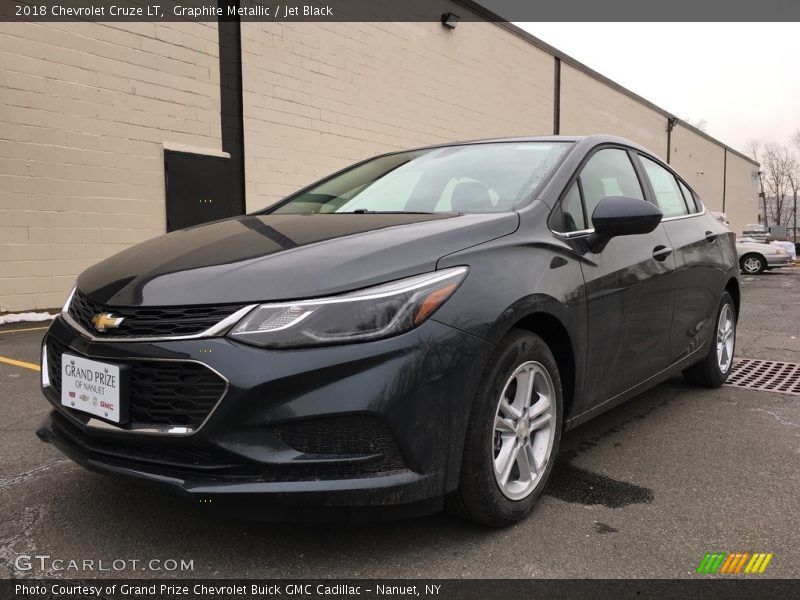 Graphite Metallic / Jet Black 2018 Chevrolet Cruze LT