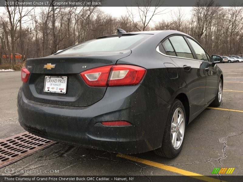 Graphite Metallic / Jet Black 2018 Chevrolet Cruze LT