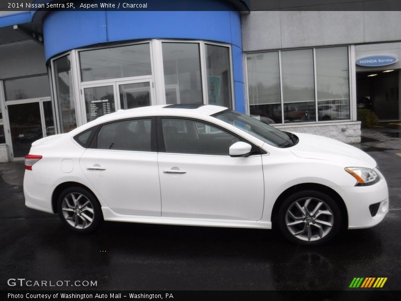 Aspen White / Charcoal 2014 Nissan Sentra SR