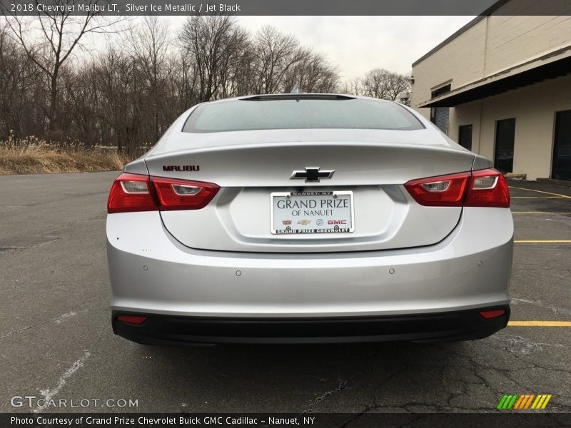Silver Ice Metallic / Jet Black 2018 Chevrolet Malibu LT