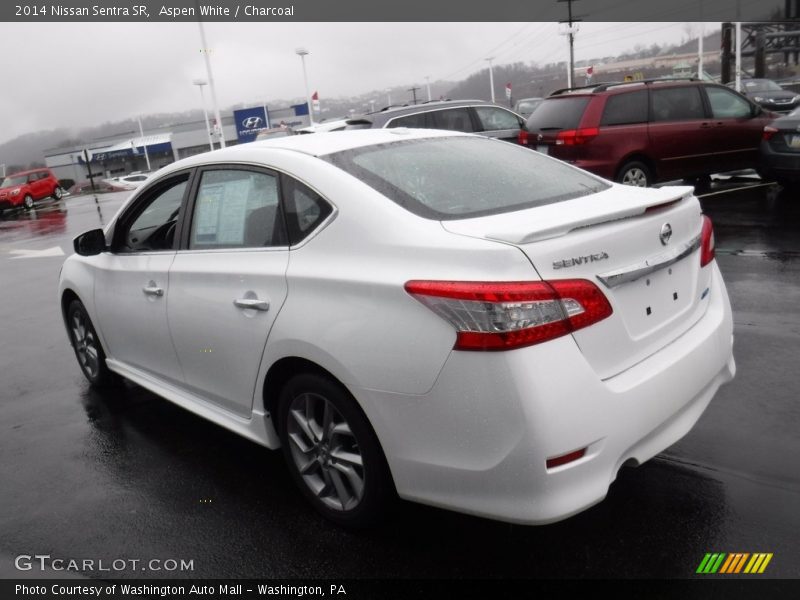 Aspen White / Charcoal 2014 Nissan Sentra SR