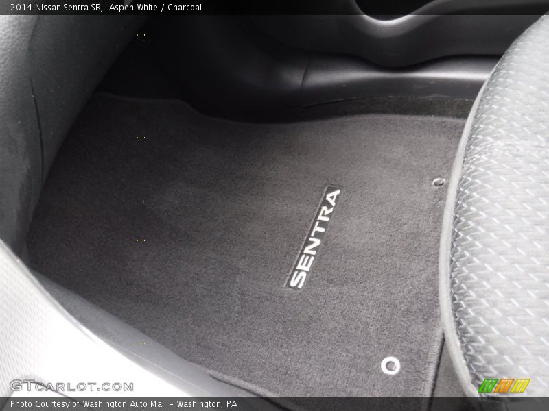 Aspen White / Charcoal 2014 Nissan Sentra SR