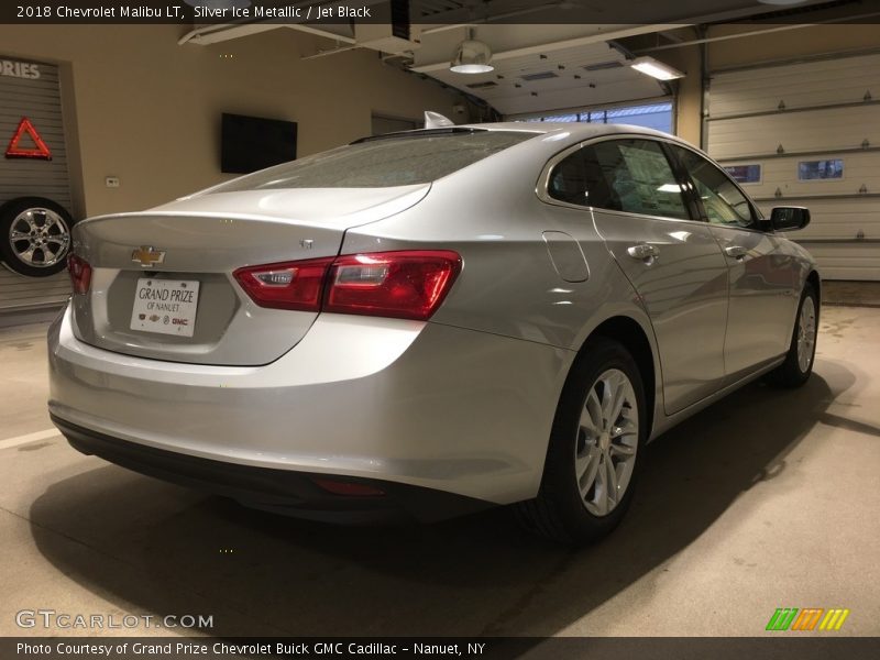 Silver Ice Metallic / Jet Black 2018 Chevrolet Malibu LT
