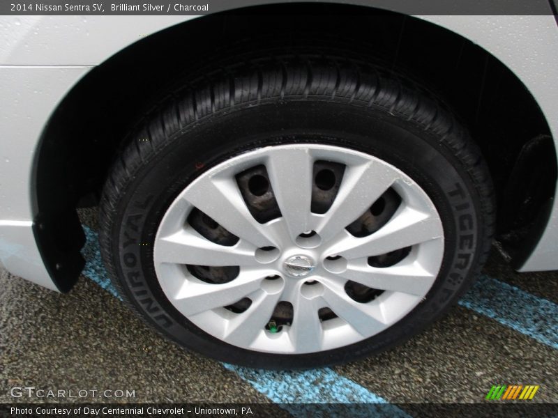 Brilliant Silver / Charcoal 2014 Nissan Sentra SV