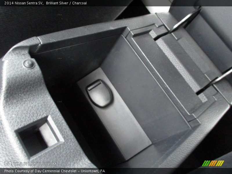Brilliant Silver / Charcoal 2014 Nissan Sentra SV