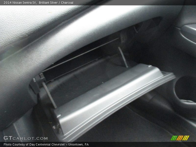 Brilliant Silver / Charcoal 2014 Nissan Sentra SV