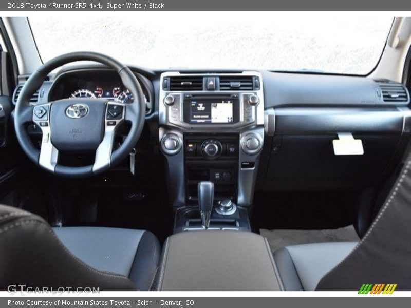 Super White / Black 2018 Toyota 4Runner SR5 4x4