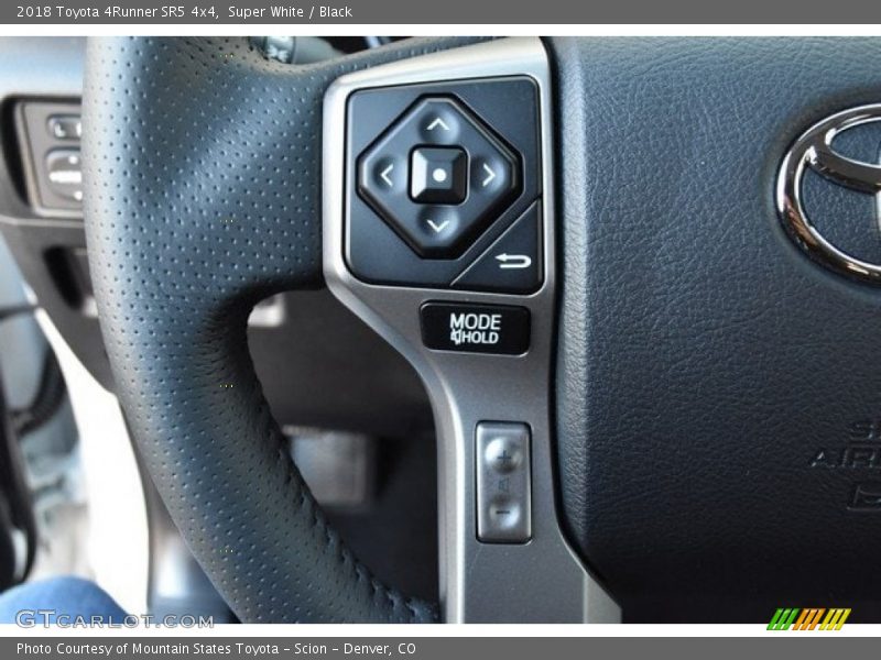 Super White / Black 2018 Toyota 4Runner SR5 4x4