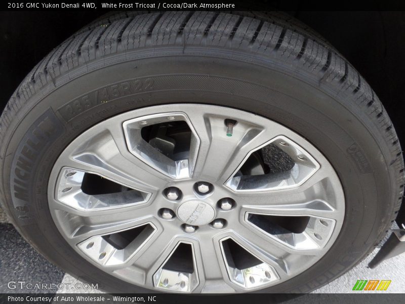 White Frost Tricoat / Cocoa/Dark Atmosphere 2016 GMC Yukon Denali 4WD
