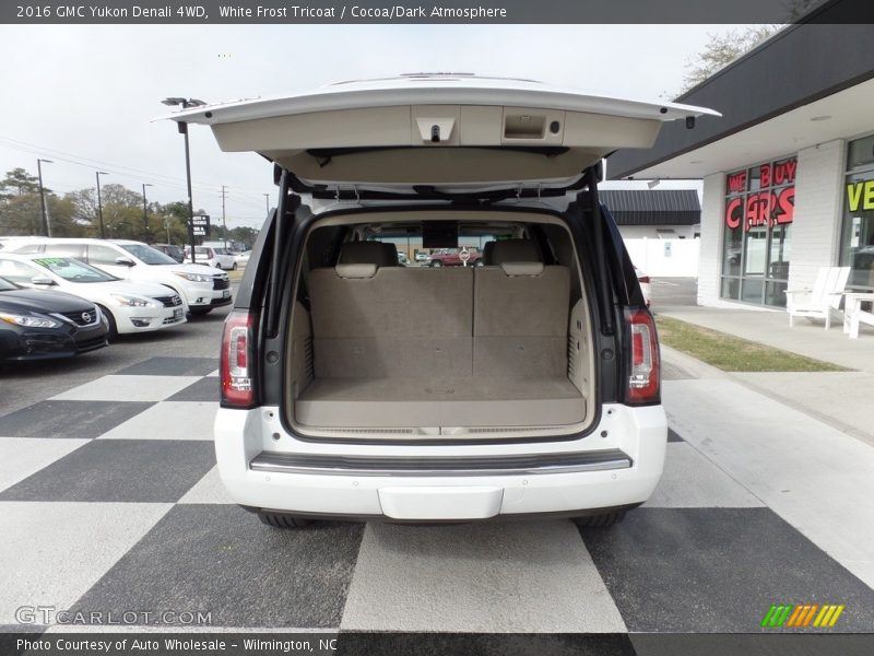 White Frost Tricoat / Cocoa/Dark Atmosphere 2016 GMC Yukon Denali 4WD