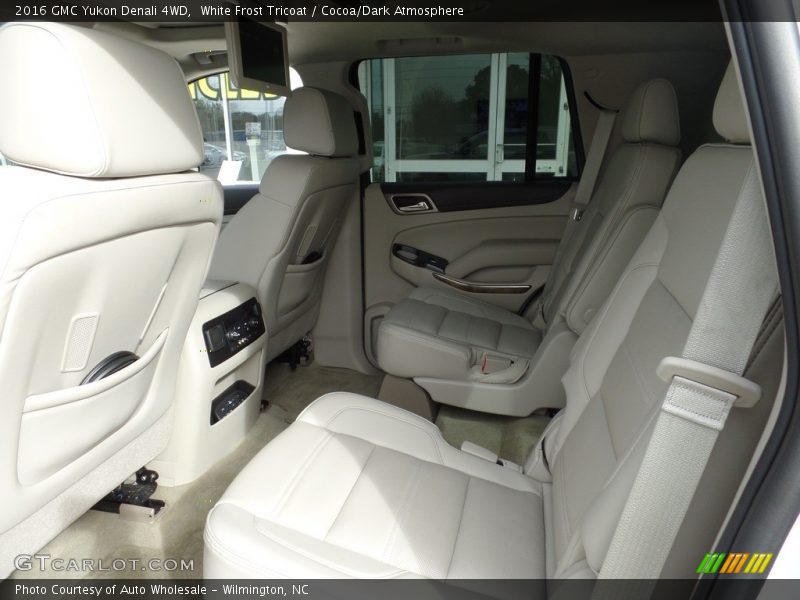 White Frost Tricoat / Cocoa/Dark Atmosphere 2016 GMC Yukon Denali 4WD