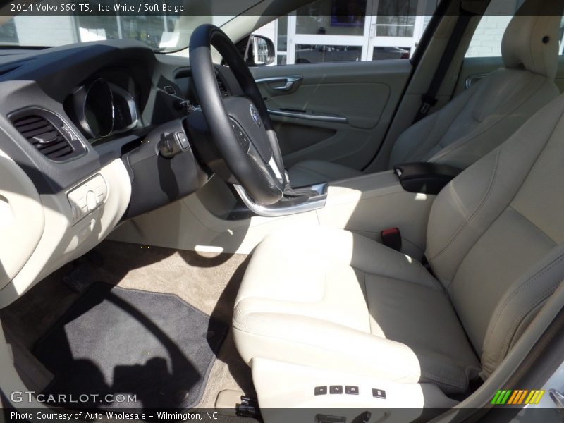 Ice White / Soft Beige 2014 Volvo S60 T5