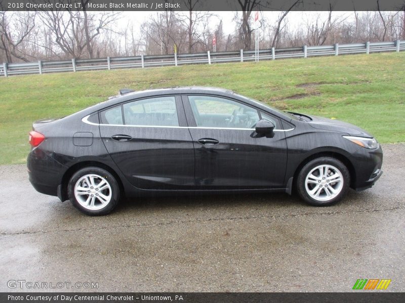 Mosaic Black Metallic / Jet Black 2018 Chevrolet Cruze LT