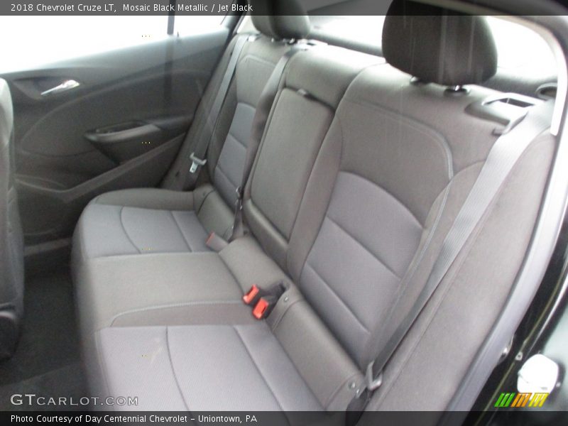 Mosaic Black Metallic / Jet Black 2018 Chevrolet Cruze LT