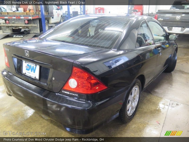 Nighthawk Black Pearl / Gray 2005 Honda Civic LX Coupe