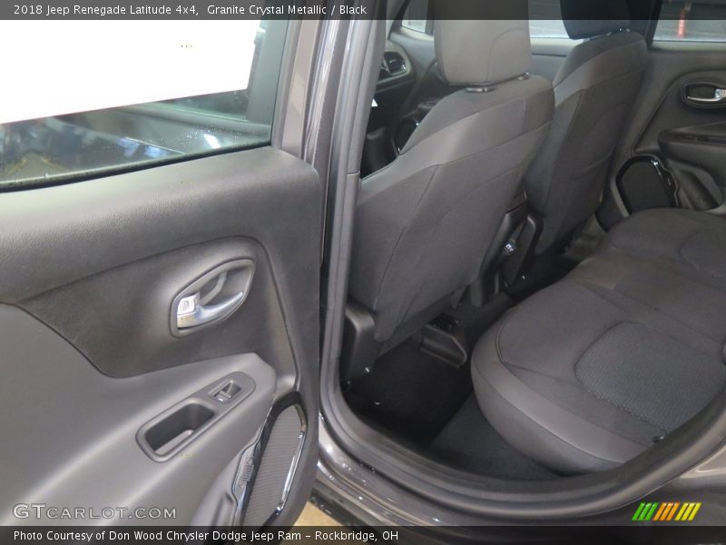 Granite Crystal Metallic / Black 2018 Jeep Renegade Latitude 4x4