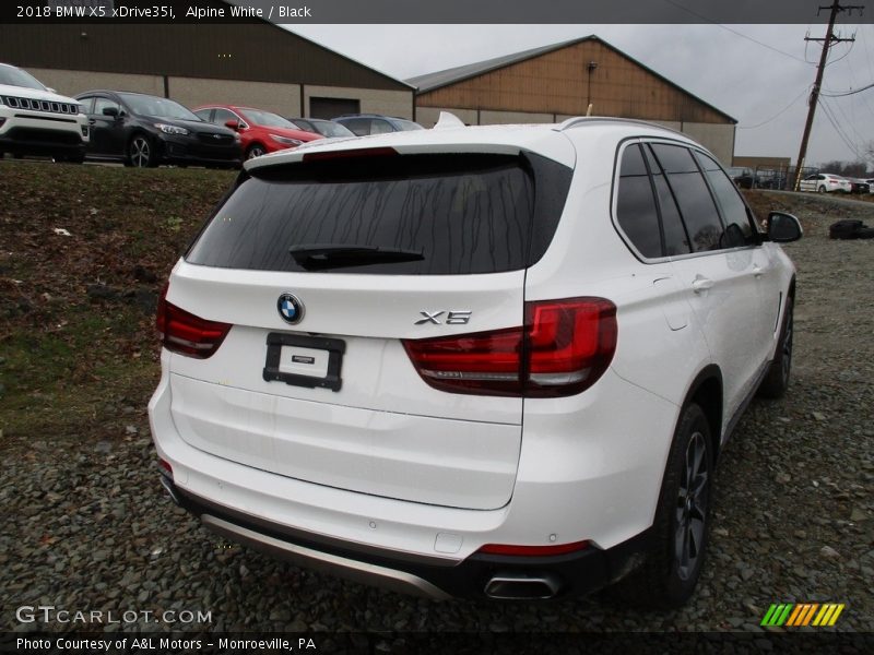 Alpine White / Black 2018 BMW X5 xDrive35i