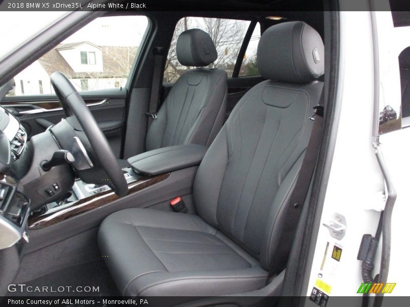 Alpine White / Black 2018 BMW X5 xDrive35i