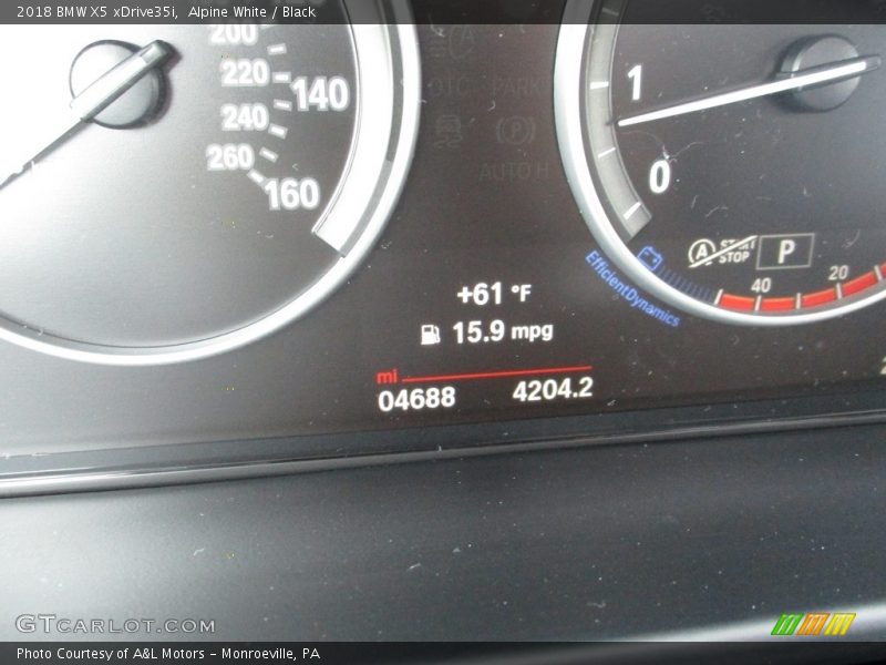 Alpine White / Black 2018 BMW X5 xDrive35i