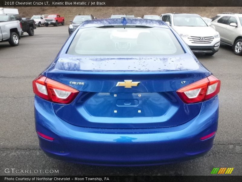 Kinetic Blue Metallic / Jet Black 2018 Chevrolet Cruze LT