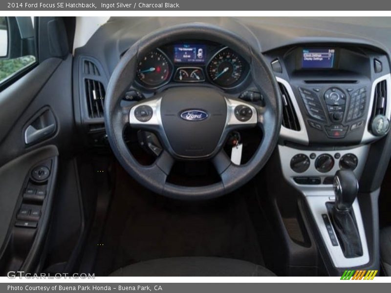 Ingot Silver / Charcoal Black 2014 Ford Focus SE Hatchback