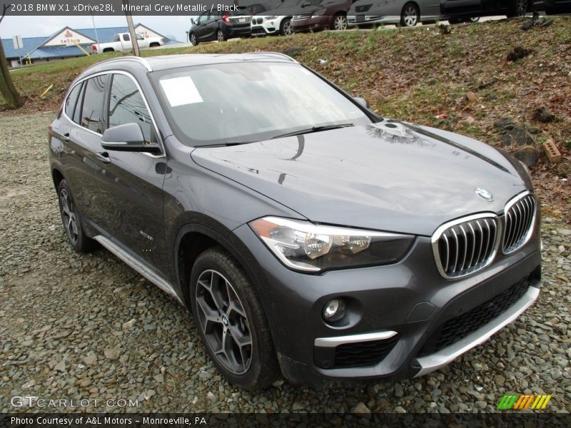 Mineral Grey Metallic / Black 2018 BMW X1 xDrive28i