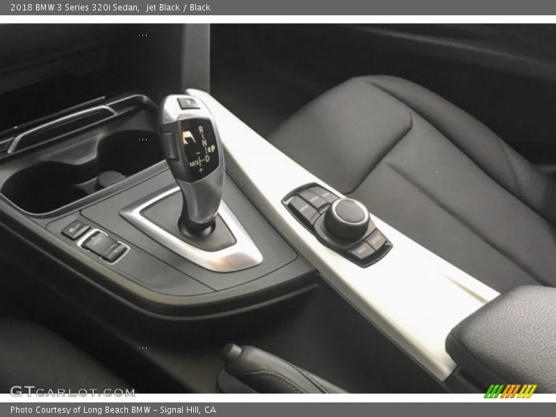 Jet Black / Black 2018 BMW 3 Series 320i Sedan