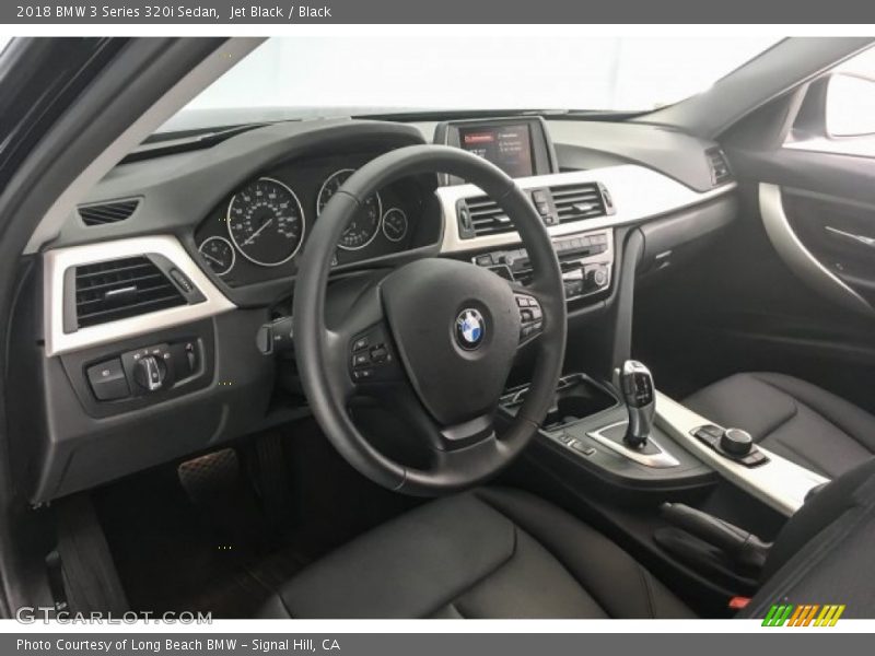 Jet Black / Black 2018 BMW 3 Series 320i Sedan